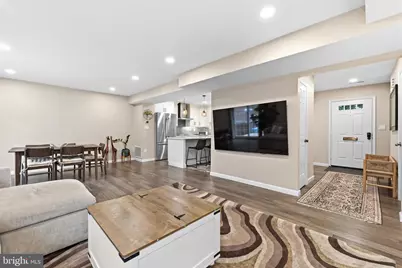 4880 Chevy Chase Drive #133, Chevy Chase, MD 20815 - Photo 5