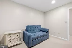 4880 Chevy Chase Dr, Chevy Chase, MD 20815 - Photo 21