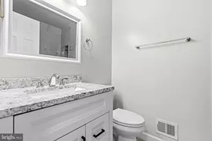 11404 Applegrath Way, Germantown, MD 20876 - Photo 21