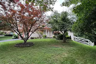 6 Bouldercrest Ct, Rockville, MD 20850 - Photo 5