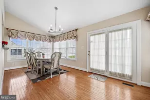 14112 Bear Creek Dr, Boyds, MD 20841 - Photo 11