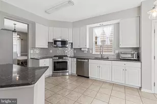 19028 Noble Oak Dr, Germantown, MD 20874 - Photo 11