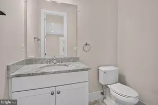 13828 Travilah Rd, Rockville, MD 20850 - Photo 25