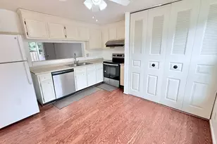 11 Dufief Ct, North Potomac, MD 20878 - Photo 5