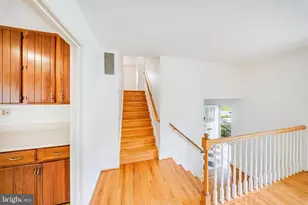 6715 Tildenwood Ln, Rockville, MD 20852 - Photo 7