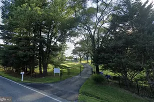 12900 Glen Mill Rd, Potomac, MD 20854 - Photo 7