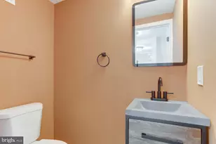 8156 Buckspark Ln E, Potomac, MD 20854 - Photo 13