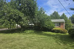 6403 Orchid Dr, Bethesda, MD 20817 - Photo 1