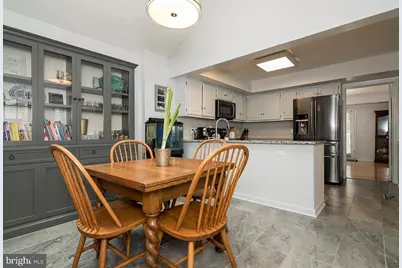 20742 Highland Hall Drive, Montgomery Village, MD 20886 - Photo 9