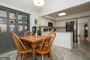 20742 Highland Hall Dr, Montgomery Village, MD 20886 - Photo 9