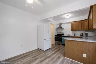 872 College Pkwy, Rockville, MD 20850 - Photo 15