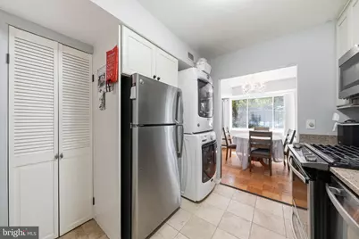 2105 Unit 15-103 Walsh View Terrace #15, Silver Spring, MD 20902 - Photo 9