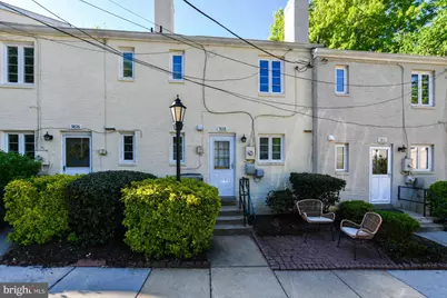9828 Hollow Glen Place #2560, Silver Spring, MD 20910 - Photo 3