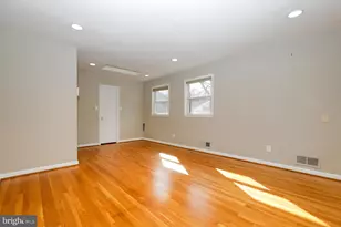 10306 Fleming Ave, Bethesda, MD 20814 - Photo 15