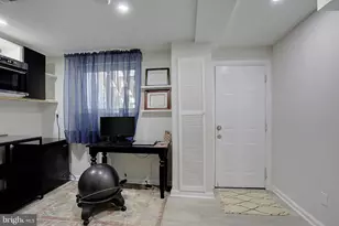 8203 Roanoke Ave, Takoma Park, MD 20912 - Photo 25
