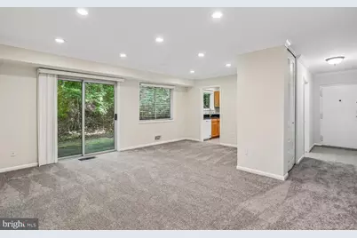 10507 Weymouth Street #W-2, Bethesda, MD 20814 - Photo 9
