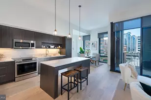 4710 Elm St, Bethesda, MD 20814 - Photo 3