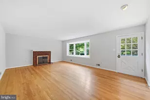 122 E Deer Park Dr, Gaithersburg, MD 20877 - Photo 5