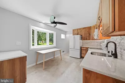 122 E Deer Park Drive, Gaithersburg, MD 20877 - Photo 13