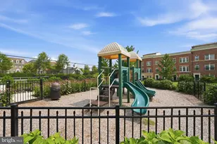 232 Parkview Ave, Gaithersburg, MD 20878 - Photo 37
