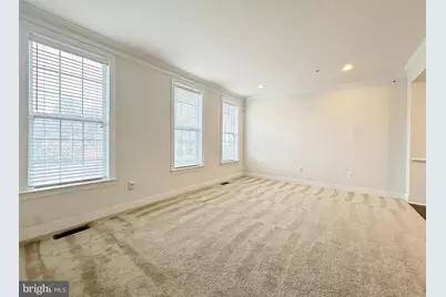 8201 Castanea Lane, Derwood, MD 20855 - Photo 3