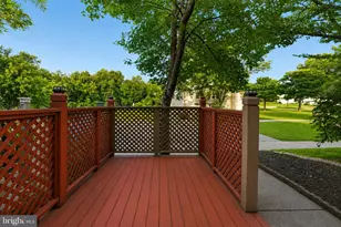 19704 Teakwood Cir, Germantown, MD 20874 - Photo 17