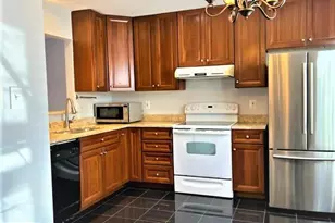 10903 Tuckerman Hill Ln, Potomac, MD 20854 - Photo 5