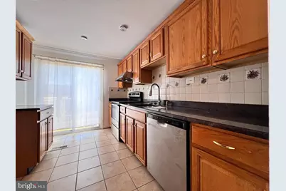 19229 Staleybridge Road, Germantown, MD 20876 - Photo 11