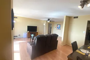 118 Monroe St, Rockville, MD 20850 - Photo 11