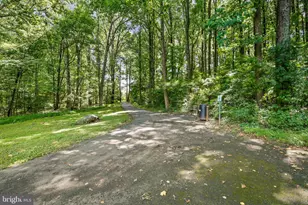 664 West Side Dr, Gaithersburg, MD 20878 - Photo 33
