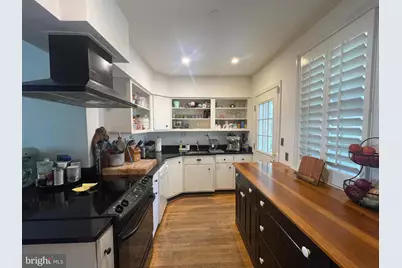 8201 Larry Place, Chevy Chase, MD 20815 - Photo 11