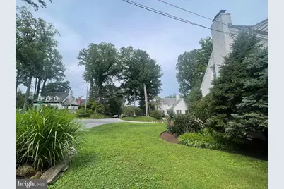 8201 Larry Place, Chevy Chase, MD 20815 - Photo 31
