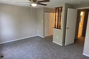 19136 Partridge Wood Dr, Germantown, MD 20874 - Photo 13