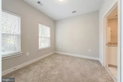 10326 Grosvenor Place, North Bethesda, MD 20852 - Photo 35