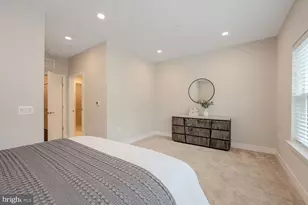 10326 Grosvenor Pl, North Bethesda, MD 20852 - Photo 29