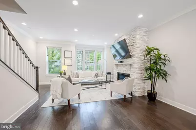10326 Grosvenor Place, North Bethesda, MD 20852 - Photo 9