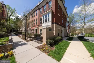 10326 Grosvenor Pl, North Bethesda, MD 20852 - Photo 3