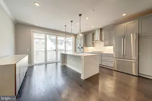 10326 Grosvenor Pl, North Bethesda, MD 20852 - Photo 15