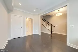 10326 Grosvenor Pl, North Bethesda, MD 20852 - Photo 21