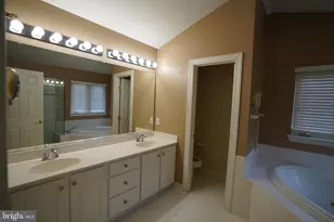 60 Calabash Ct, Rockville, MD 20850 - Photo 13