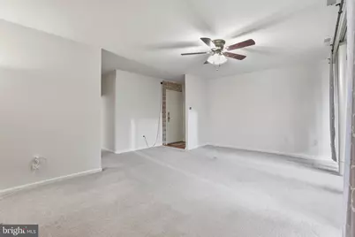 730 Quince Orchard Boulevard #730-P2, Gaithersburg, MD 20878 - Photo 3