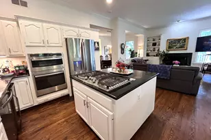 7809 Fox Gate Ct, Bethesda, MD 20817 - Photo 5