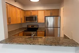 10101 Grosvenor Pl, Rockville, MD 20852 - Photo 7