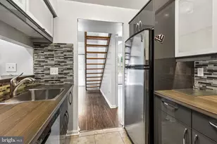 1639 Carriage House Terrace, Silver Spring, MD 20904 - Photo 7