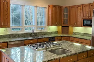 9 Alloway Ct, Potomac, MD 20854 - Photo 5