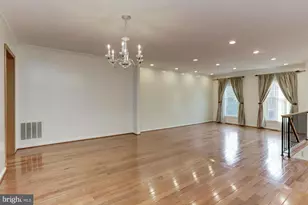 7133 Swansong Wy, Bethesda, MD 20817 - Photo 9