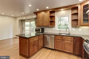 7133 Swansong Wy, Bethesda, MD 20817 - Photo 11