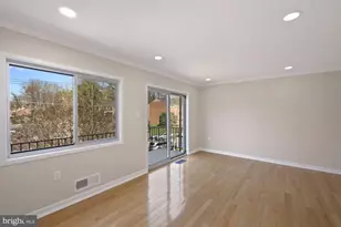 10619 Weymouth St, Bethesda, MD 20814 - Photo 9