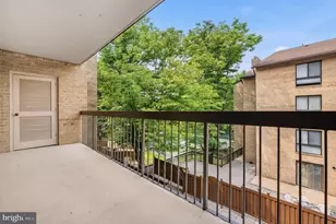 11400 Strand Dr, Rockville, MD 20852 - Photo 17