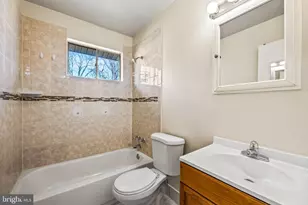6201 Lone Oak Dr, Bethesda, MD 20817 - Photo 21